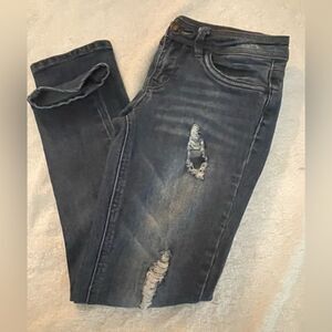 EUC. Size 5 Dollhouse “Charley” destructed low rise skinny medium wash jeans